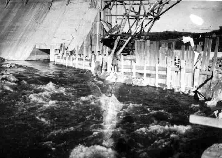 Foto da Constru��o da Barragem do Salto - Com uma curiosidade Incr�vel